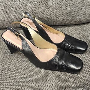 Women's Size 8M Nine West Heel